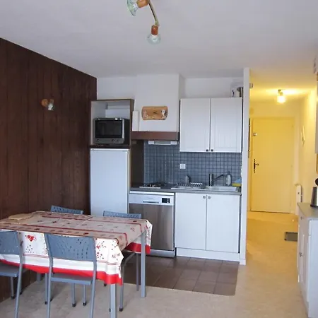 Benevy - Deux Pieces Balcon - Plein Centre Apartment